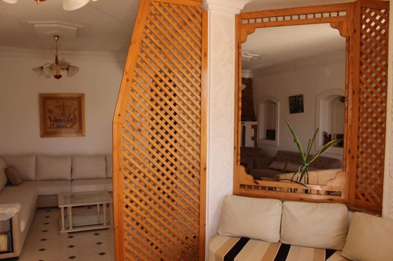Villa Luxueuse Meublee Sfax Exterior photo
