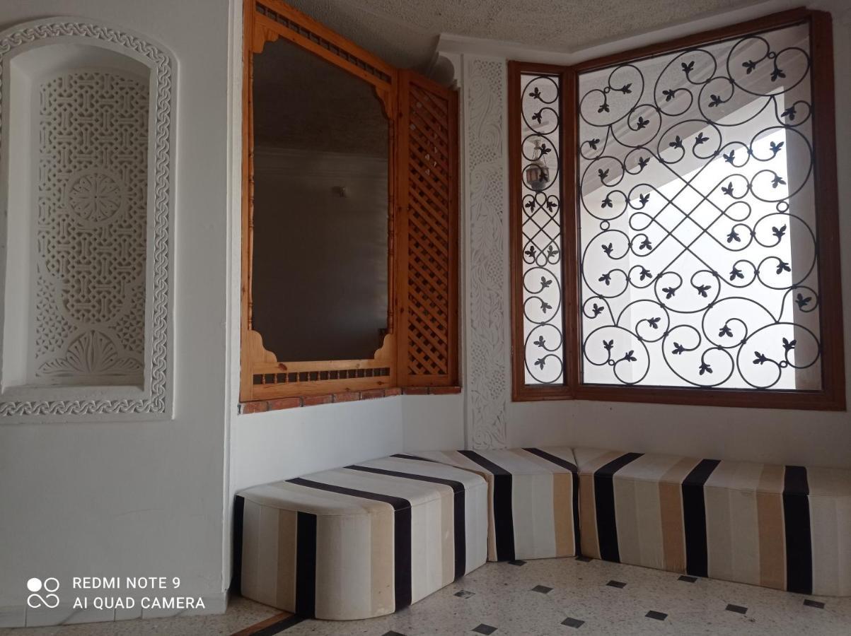 Villa Luxueuse Meublee Sfax Exterior photo