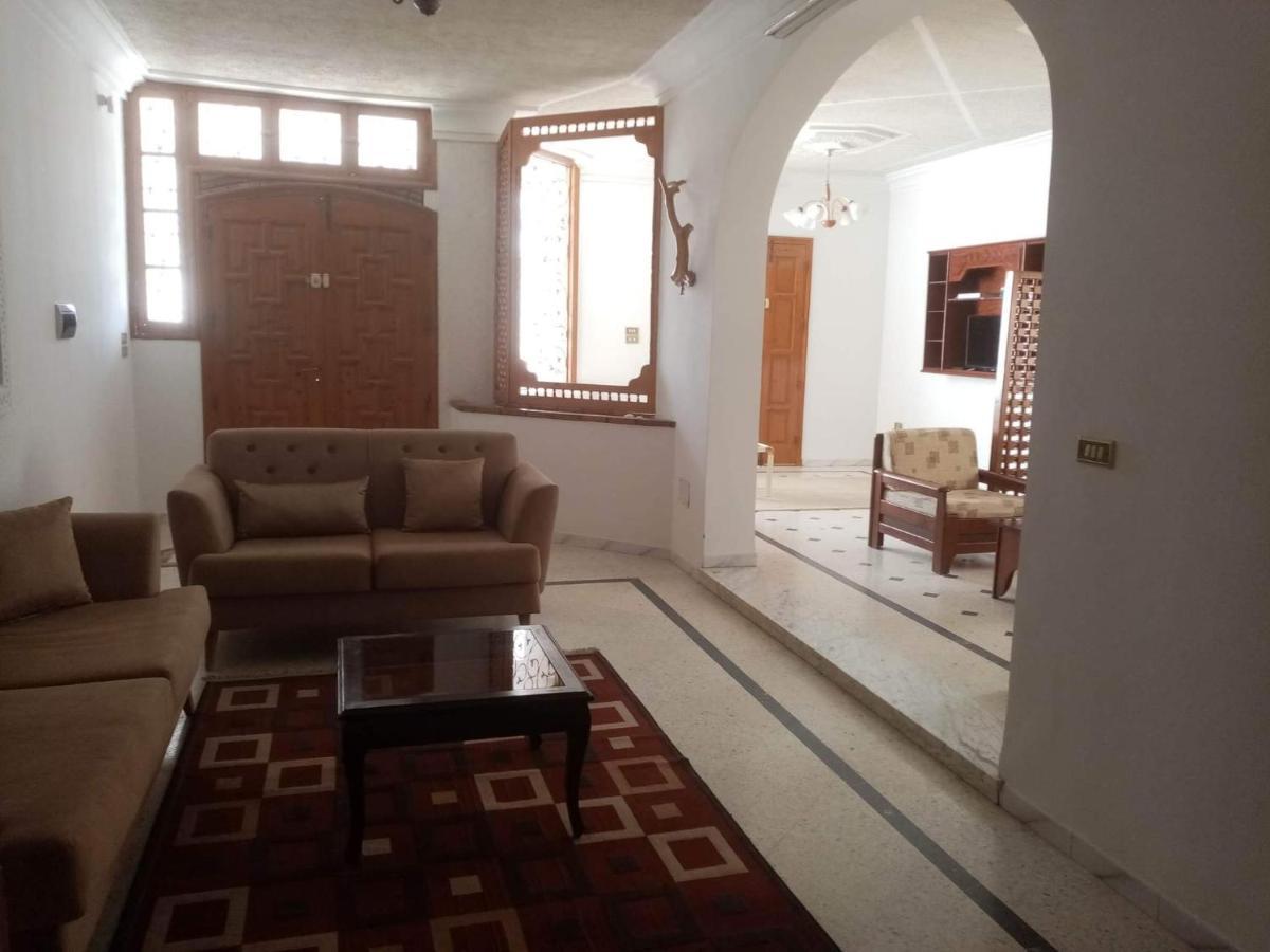 Villa Luxueuse Meublee Sfax Exterior photo