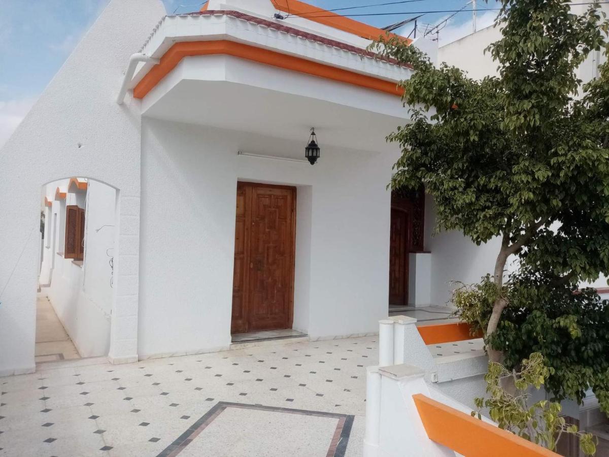 Villa Luxueuse Meublee Sfax Exterior photo